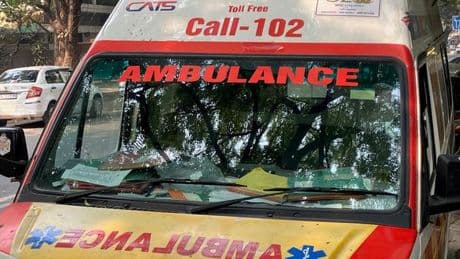 Brückeneinsturz: Tote und Verletzte bei Einsturz von Flussbrücke in Indien