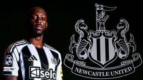 Yoane Wissa sent pointed message by Brentford chief after Newcastle transfer saga