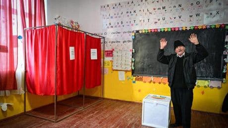 Präsidentschaftswahl in Rumänien: Gewinnt ein Rechtsextremist die Wiederholungswahl in Rumänien?