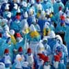 Een zwerm Smurfen doet een nieuwe poging tot wereldrecord in Frankrijk