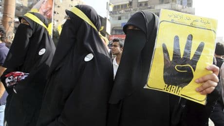 Varapalo al islam en Dinamarca: prohibirán el uso del niqab en los colegios