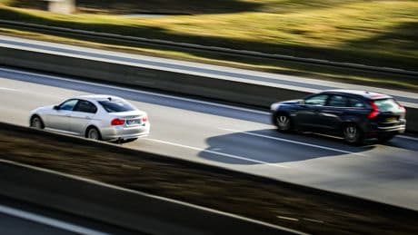 Slowaken rasen besoffen durch Hessen - Mit 4,16 Promille und 220 km/h über die Autobahn