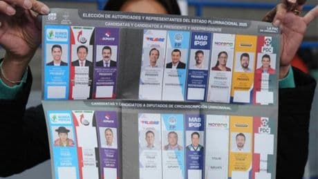 Bolivia se aleja del socialismo