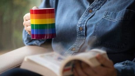 'I tried Goodreads "read the rainbow" challenge and one book left me sobbing'