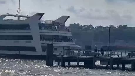 Several injured after yacht carrying 400 people for party cruise hits dock in Hudson River
