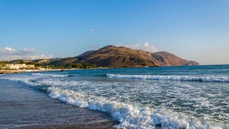 Crete earthquake: Greece issues tsunami warning as 5.9 magnitude quake ‘felt in Egypt’