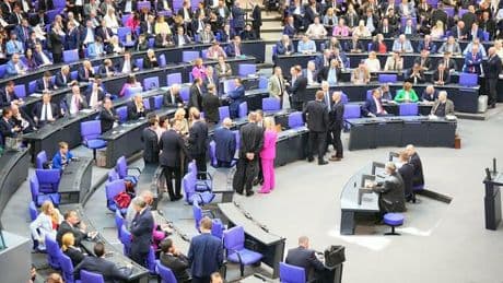 Kanzlerwahl: Schafft Merz es doch noch? Gleich beginnt der zweite Wahlgang