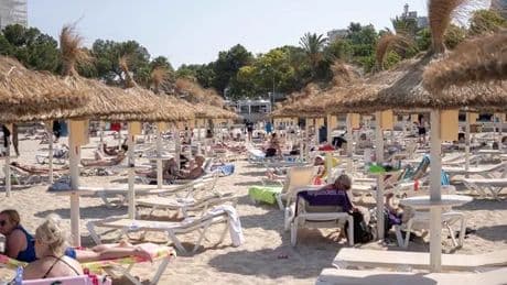 Brits heading to Spain warned they could face £2,500 for beach 'error'