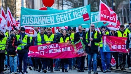 Bilanz 2024: Weniger Ausfalltage, mehr Streikende