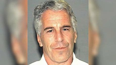 Jeffrey Epstein: la justice américaine affirme qu'il y a ni "liste de clients" ni "preuves crédibles" de chantage