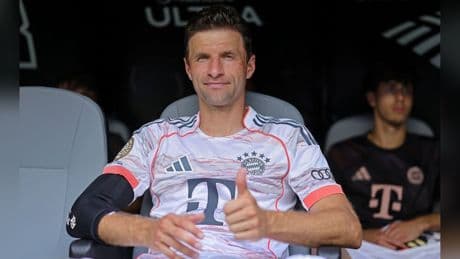Thomas Müller: Wimmelbuch über seine Fußballkarriere