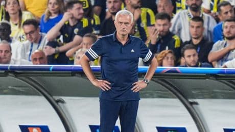 Mourinho, "Şu andan itibaren düşünmeye başlayacağım" diyerek o maçı işaret etti