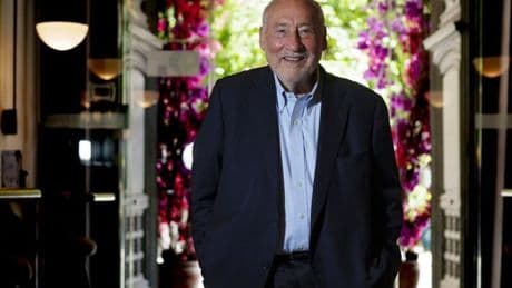 Stiglitz: «Europa debe negociar duro con Trump como ha hecho China y no mostrar debilidad»