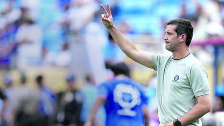 Calciomercato Inter, per la difesa c'è De Winter. Sommer e Acerbi possono dire addio?