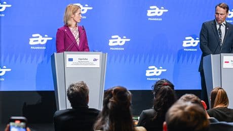 Varşova'da dünyaya mesaj: ABD başaramazsa Türkiye var