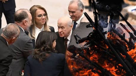 Devlet Bahçeli ve DEM Parti'nin 'tokalaşması'ndan terör örgütü PKK'li bir grubun silah bırakmasına... İşte gelinen noktanın kronolojisi!