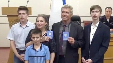 „Anti-Woke-Visa“: US-Auswanderer-Familie feiert Putins Asyl