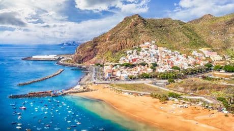 Canary Islands put on 'high alert' as Brit tourists warned to take caution