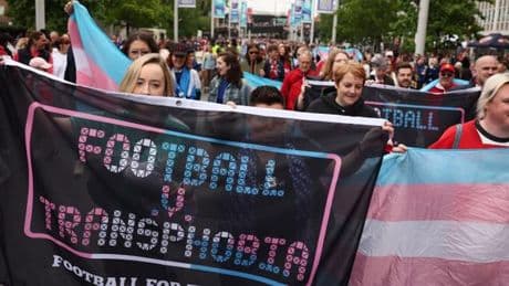 L’amertume des footballeuses transgenres interdites dans les équipes féminines en Angleterre