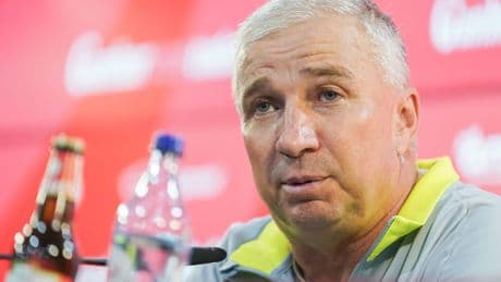Trainer Cluj stapt direct na Europese afstraffing op, tegenstander geniet: ’Wat lekker, eindelijk actie’