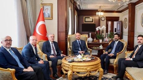 Bilal Erdoğan vali koltuğunda
