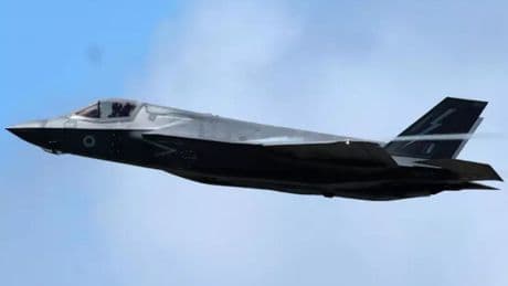 F-35, Crosetto: «La Sicilia primo luogo al di fuori degli Stati Uniti dove verranno formati i piloti»