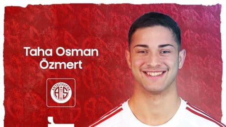 Hesap.com Antalyaspor Taha Osman Özmert'i Ankara Demirspor'a kiraladı