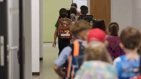 Viele Kinder mit Sprachdefiziten – Schulen im Krisenmodus