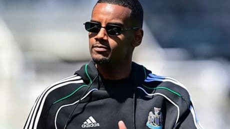 Alexander Isak swap proposed as mega Liverpool and Newcastle deal 'suits all parties'