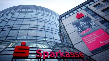 Gehaltsstudie: Was Sparkassenchefs verdienen