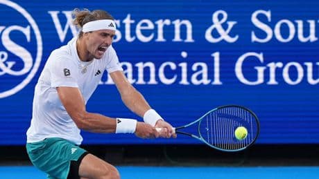Halbfinal-Niederlage gegen Alcaraz - Zverev völlig entkräftet