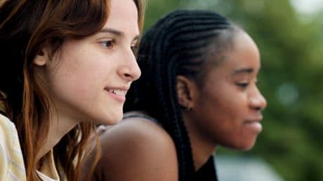 « L’Été de Jahia » d’Olivier Meys : chronique d’une amitié entre deux réfugiées adolescentes