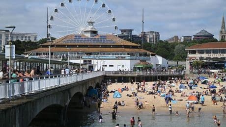 Bournemouth beach chaos as major brawl breaks out injuring girl and two police officers