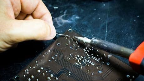 ABD'li çip üreticisi Qualcomm, Alphawave’i 2,4 milyar dolara satın alacak