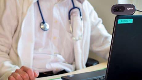 Gesundheit: Videosprechstunde für kranke Kinder wird dauerhaft angeboten