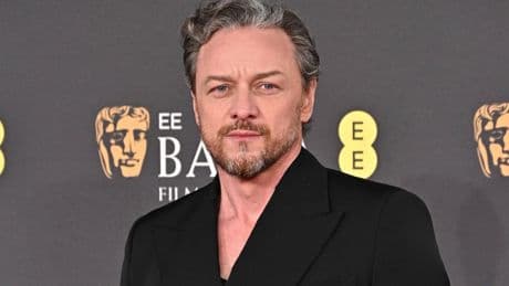 Leute von heute : James McAvoy von einem Fremden in einer Bar attackiert