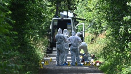 Gewalttat: Frau und Kleinkind tot aufgefunden - Obduktionen geplant