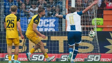 Sein Eigentor verhinderte den Aufstieg - Das Geständnis von Dynamos Pechvogel Kubatta
