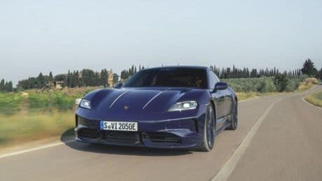 Porsche Italia celebra i 40 anni con una serie speciale di 911 Carrera 4 GTS e Taycan 4S