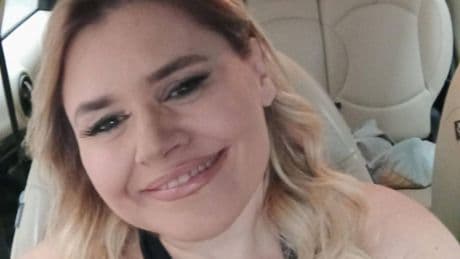 Un ultimo karaoke e l'appuntamento nel cuore della notte