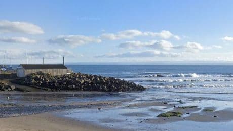 Public warned 'do not swim' at two popular Scots beaches amid contamination warning