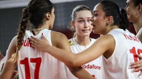 Türkiye U21 Kadın Voleybol Takımı, Çekya'ya 3-2 mağlup oldu