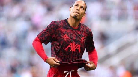 Arne Slot admits Virgil van Dijk chat before Liverpool error - 'Definitely the wrong decision'
