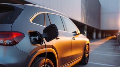 Auto : face à la concurrence asiatique, les fabricants européens de batteries sonnent l’alarme