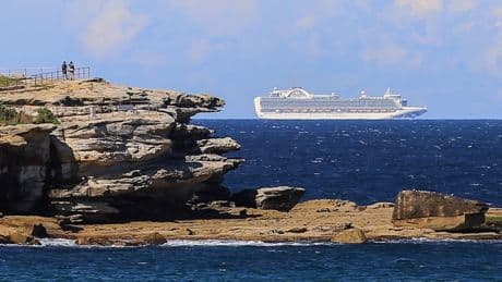 US-Kreuzfahrtschiff "Ruby Princess": 99-Jähriger per Helikopter geborgen