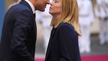 Geschlossenheit in Europa: Meloni empfängt Macron in Rom