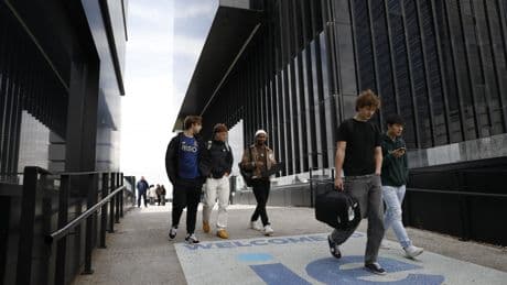 Más de la mitad de españoles nunca se ha planteado emigrar por trabajo: y los asturianos, los que menos