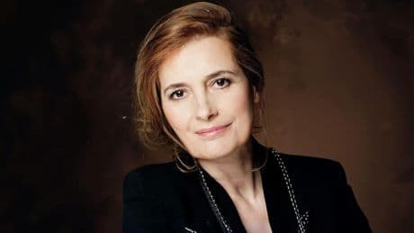 Assumpta Serna: “Saber elegir a las personas es clave, no debes perder tiempo con las tóxicas”
