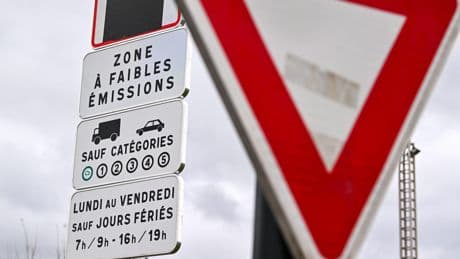 Pollution de l’air : six ans après leur mise en place, les ZFE plus que jamais sur la sellette