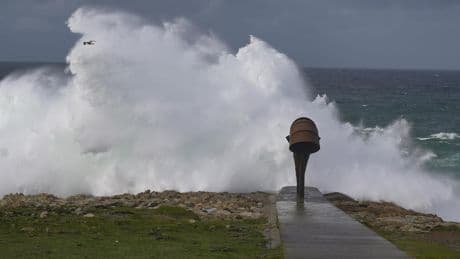 Alerta amarilla en A Coruña: un temporal costero azotará el litoral coruñés este domingo